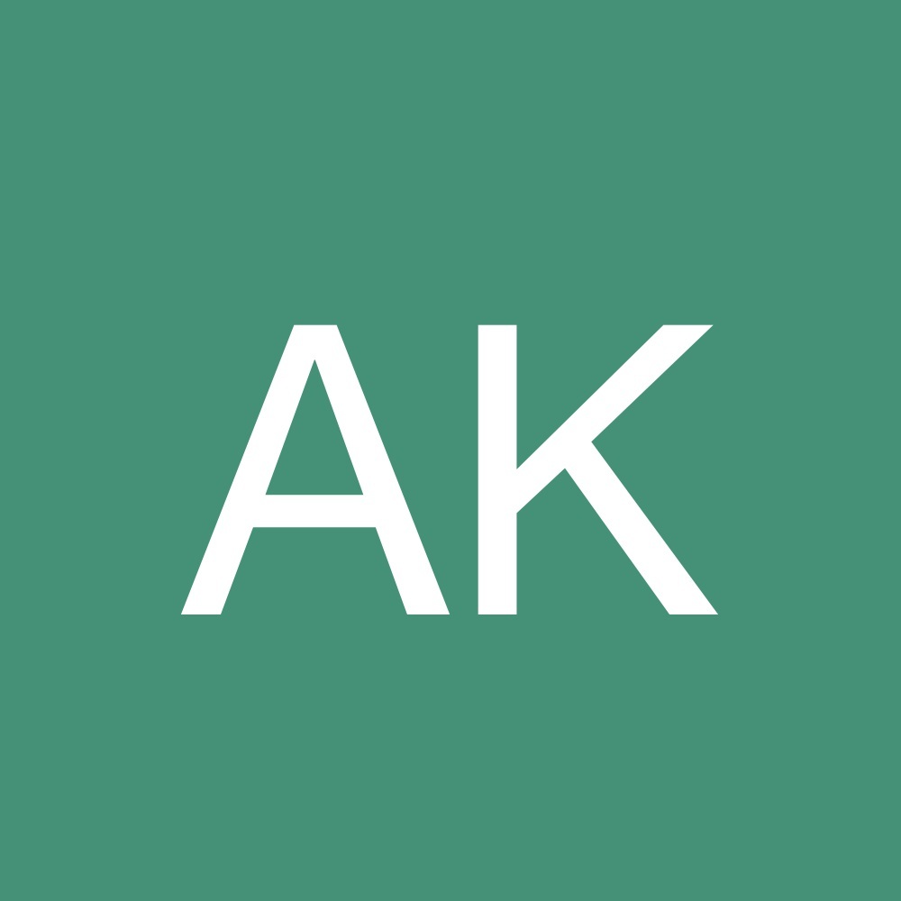 Meet your Posher, Angelika